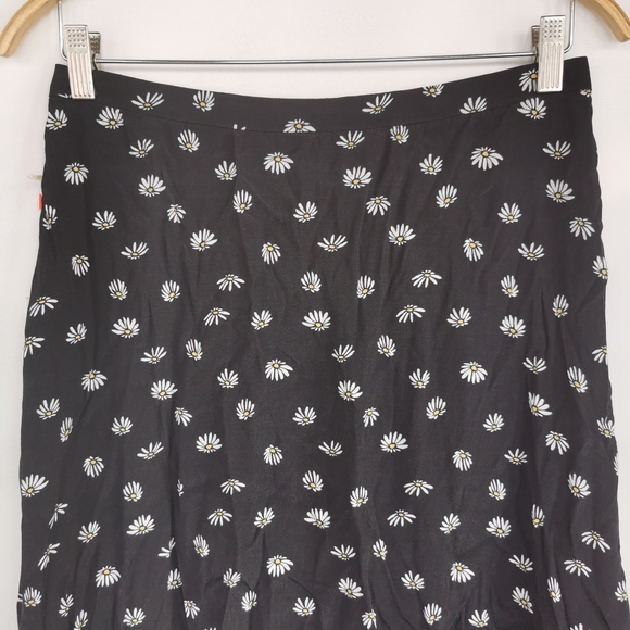 NWT Aritzia Wlfred Floral Black Skirt size 10 - Picture 4 of 11